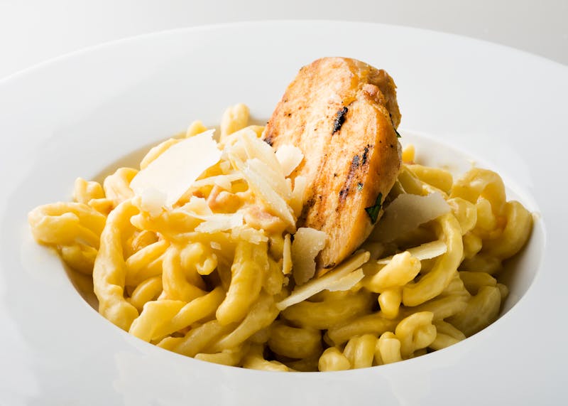 Firehouse Mac and Cheese creamy side dish